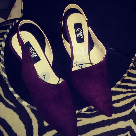 Shoes - brand new namebrand shoes